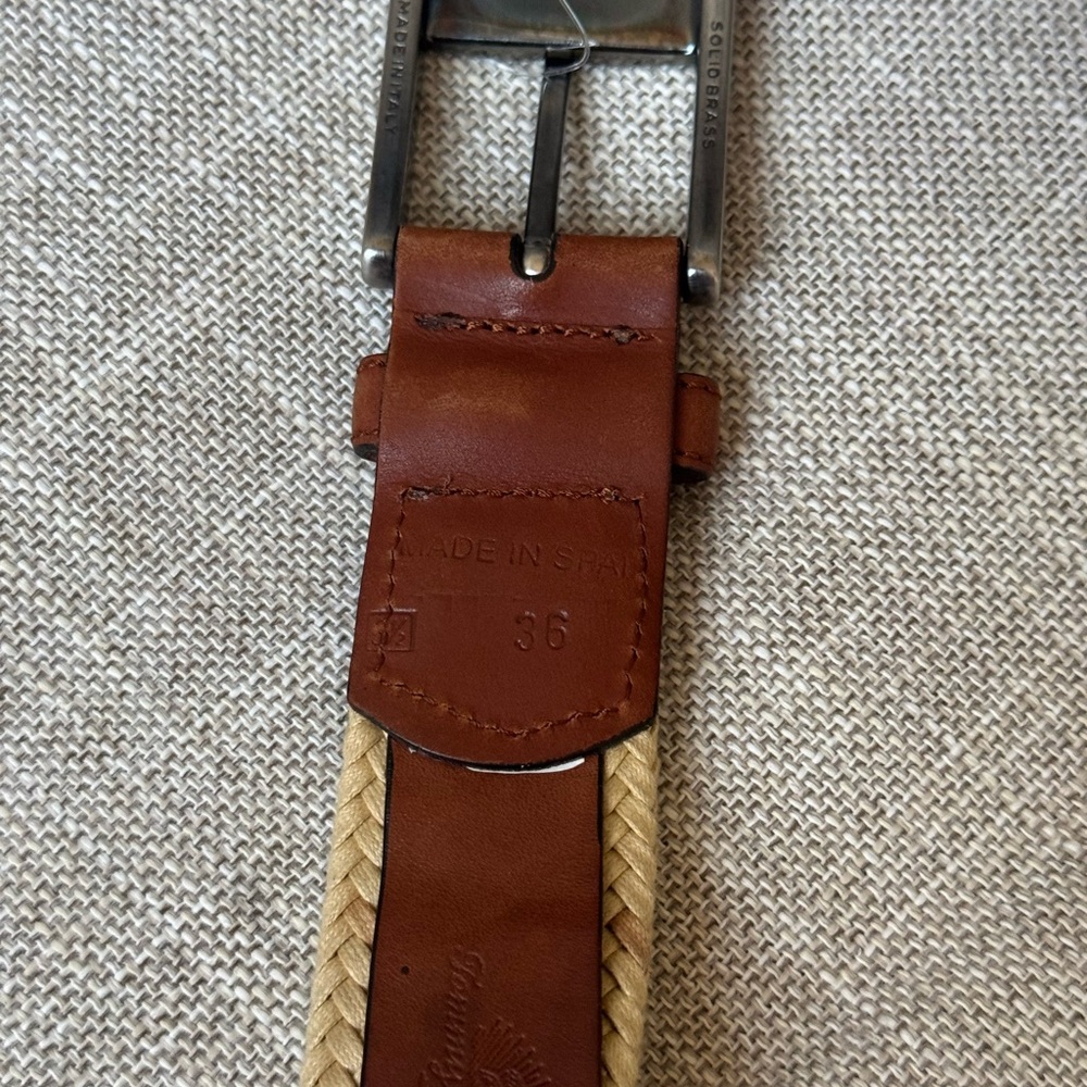 Tommy Bahama belt size size 36 like new - Picture 9 of 9